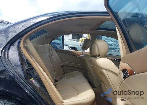 2008 Mercedes-Benz E 350 4Matic z USA, uszkodzony, nr VIN WDBUF87X78B255020